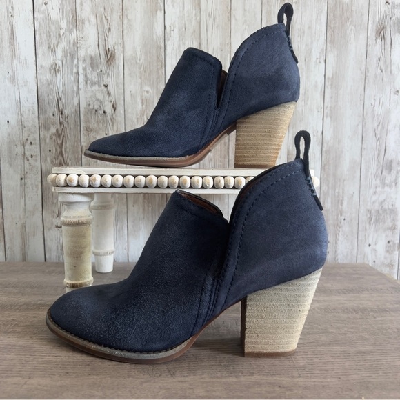 Jeffrey Campbell Shoes - Jeffrey Campbell Women's Navy Suede Ankle Boots 7